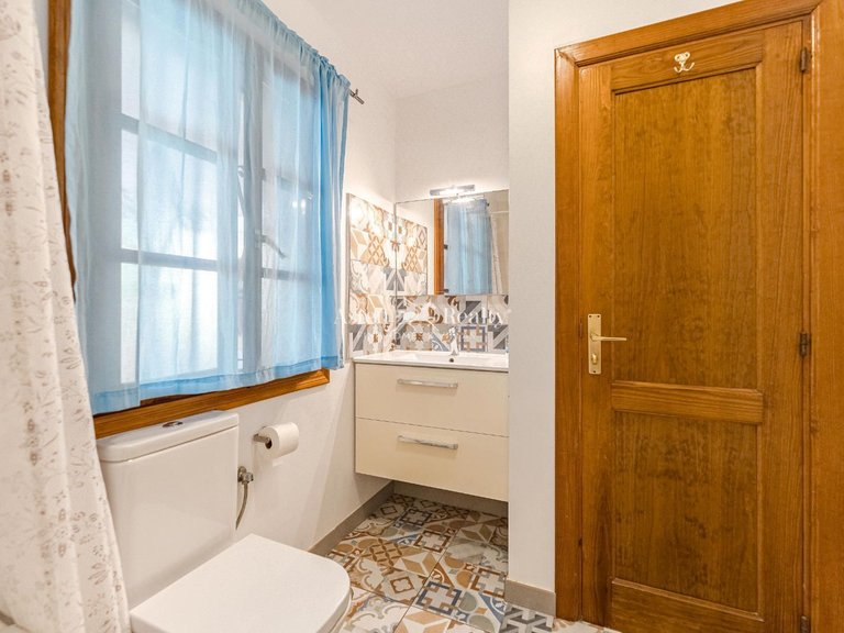 Apartment for Sale in San Eugenio Alto, Tenerife 16