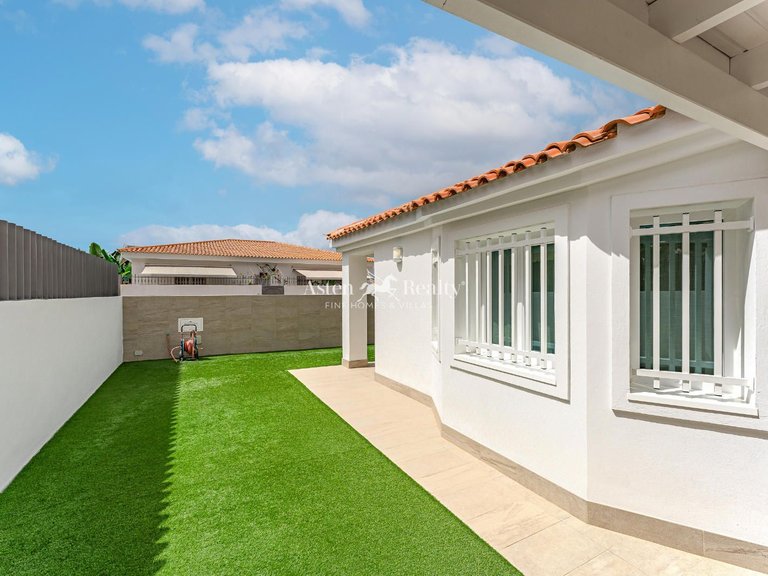 Villa for Sale in Adeje, Tenerife 3