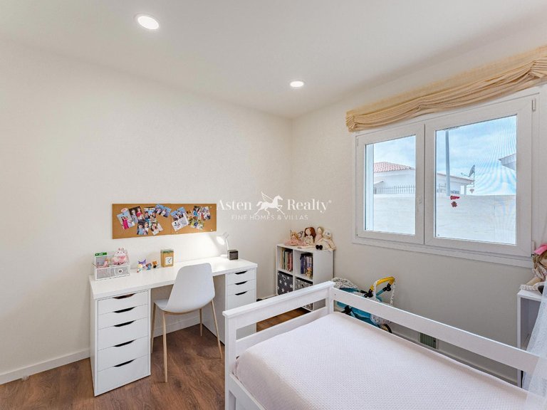 Villa for Sale in Adeje, Tenerife 16