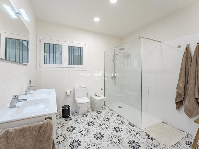 Villa for Sale in Adeje, Tenerife 22