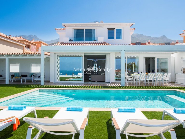 Villa for Sale in Torviscas Alto, Tenerife 4
