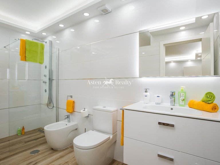 Villa for Sale in Torviscas Alto, Tenerife 17