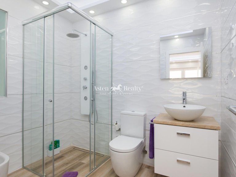 Villa for Sale in Torviscas Alto, Tenerife 22