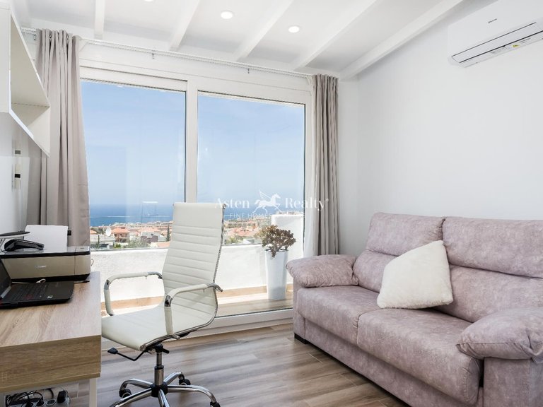 Villa for Sale in Torviscas Alto, Tenerife 23