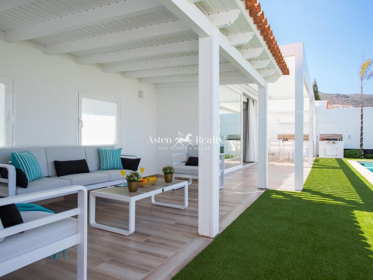Villa for Sale in Torviscas Alto, Tenerife 31