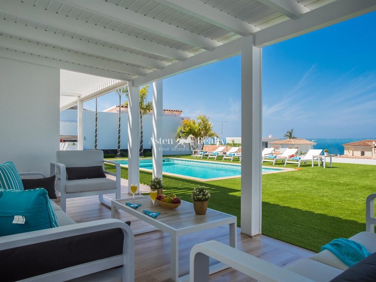 Villa for Sale in Torviscas Alto, Tenerife 32