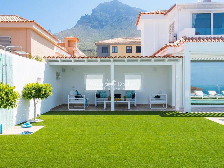 Villa for Sale in Torviscas Alto, Tenerife 37