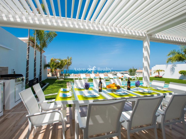 Villa for Sale in Torviscas Alto, Tenerife 39