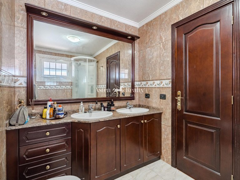 Town House for Sale in Adeje, Tenerife 13