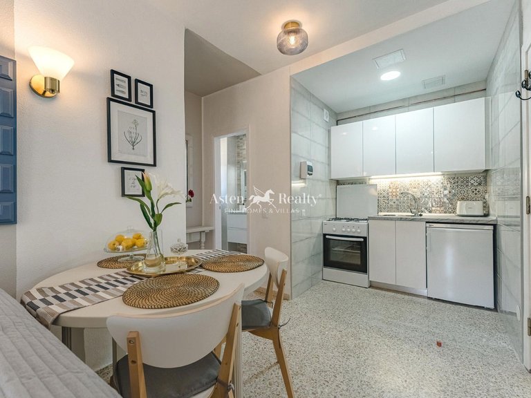 Apartment for Sale in Los Cristianos, Tenerife 8
