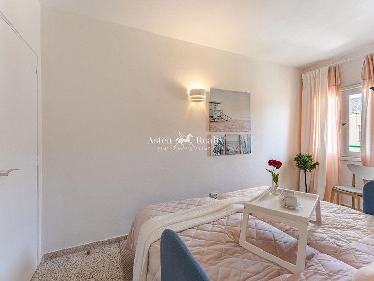 Apartment for Sale in Los Cristianos, Tenerife 12