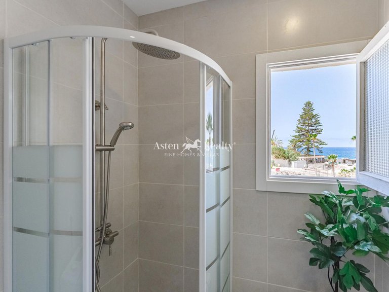 Apartment for Sale in Los Cristianos, Tenerife 17