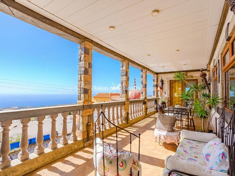 Villa for Sale in Adeje, Tenerife 2