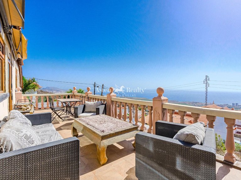 Villa for Sale in Adeje, Tenerife 9