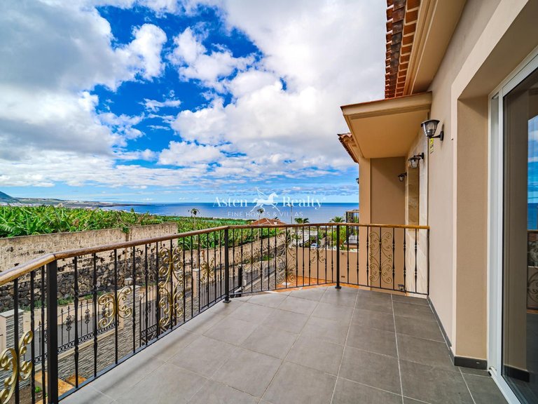 Villa for Sale in Garachico, Tenerife 10