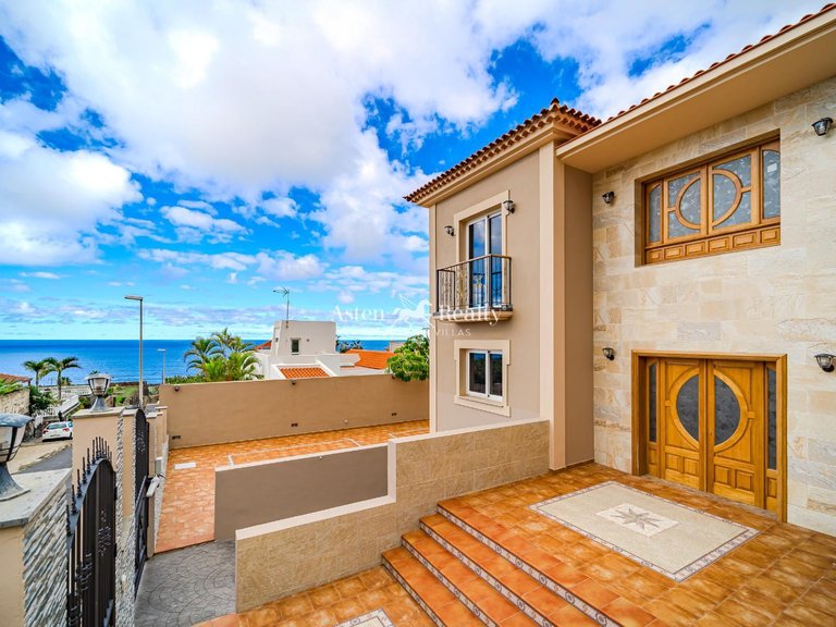 Villa for Sale in Garachico, Tenerife 1