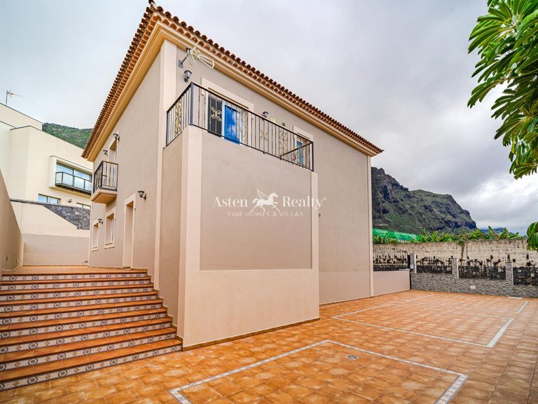 Villa for Sale in Garachico, Tenerife 7