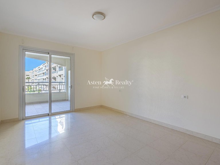 Apartment for Sale in Palm-mar, Tenerife 8