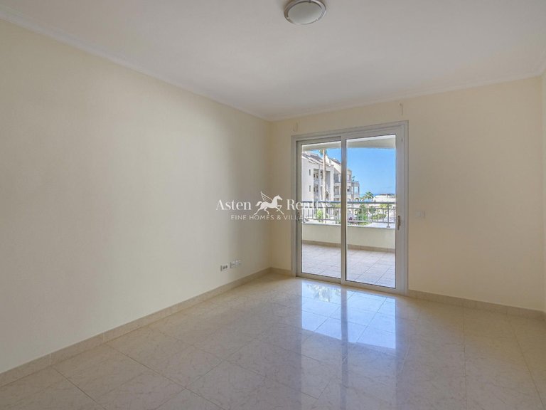 Apartment for Sale in Palm-mar, Tenerife 9