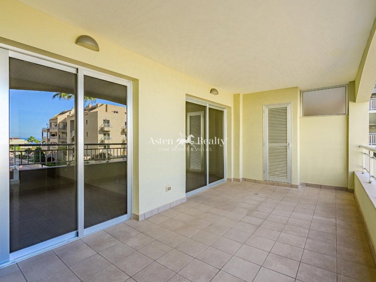 Apartment for Sale in Palm-mar, Tenerife 16