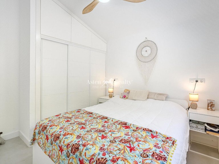 Villa for Sale in Acantilados De Los Gigantes, Tenerife 33