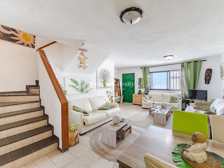 Town House for Sale in Puerto De Santiago, Tenerife 5
