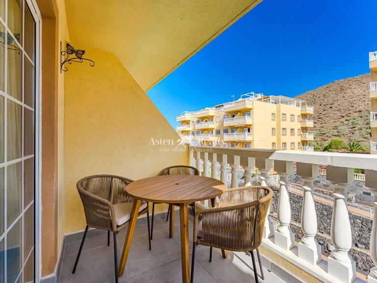 Penthouse for Sale in Palm-mar, Tenerife 5
