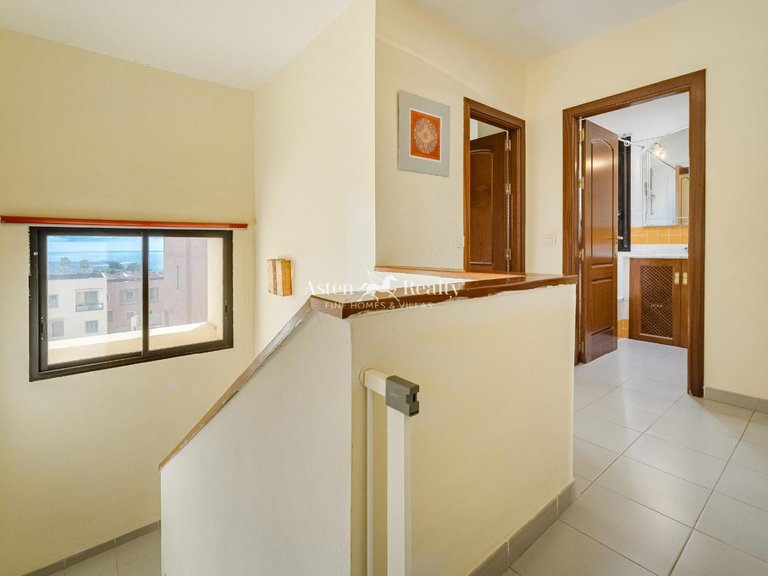 Town House for Sale in Adeje, Tenerife 18