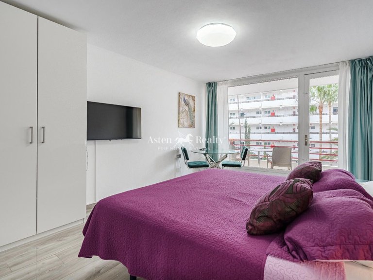 Apartment for Sale in Playa De Las Américas, Tenerife 9