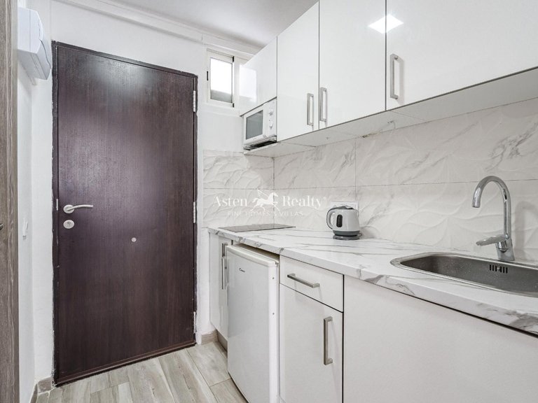 Apartment for Sale in Playa De Las Américas, Tenerife 10