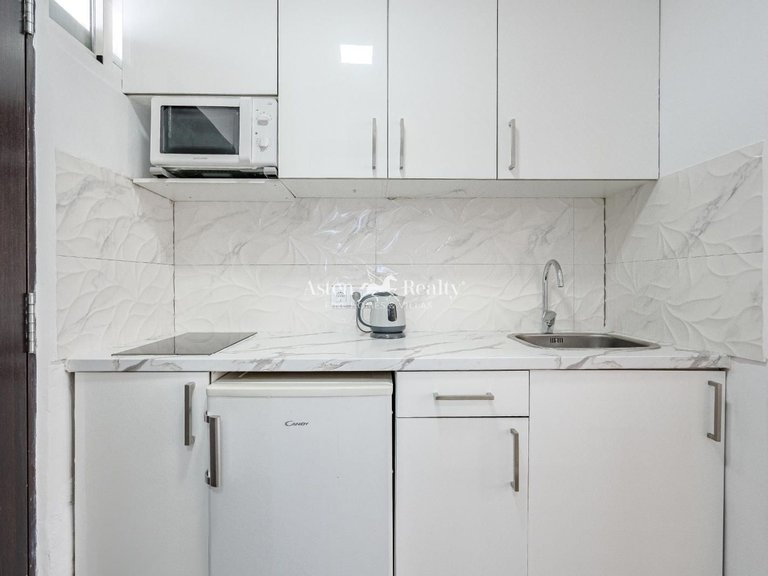 Apartment for Sale in Playa De Las Américas, Tenerife 11