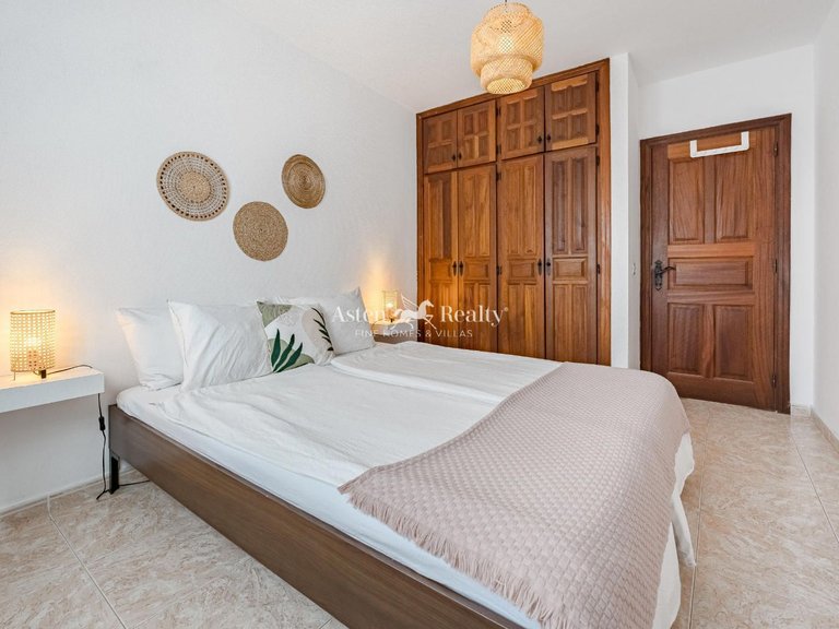 Villa for Sale in Playa San Juan, Tenerife 17