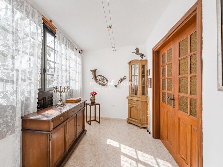 Villa for Sale in Playa San Juan, Tenerife 27