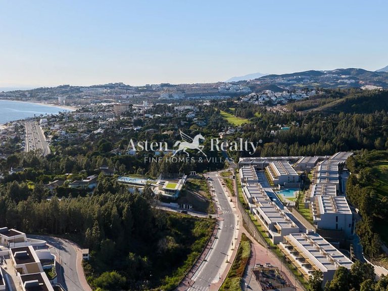 Town House for Sale in Las Lagunas De Mijas, Tenerife 3