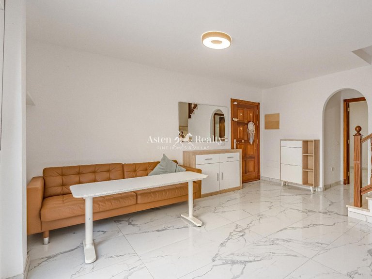 Town House for Sale in Las Chafiras, Tenerife 3