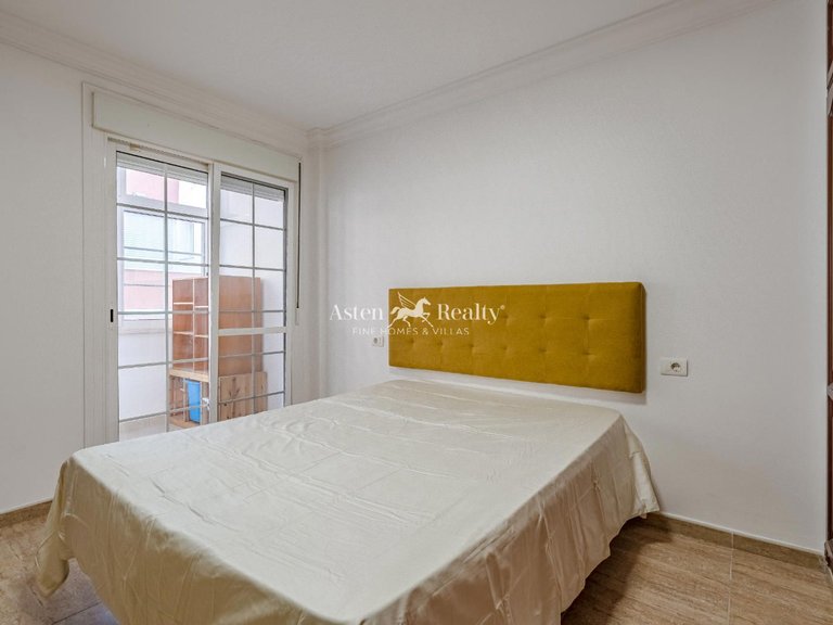 Town House for Sale in Las Chafiras, Tenerife 7