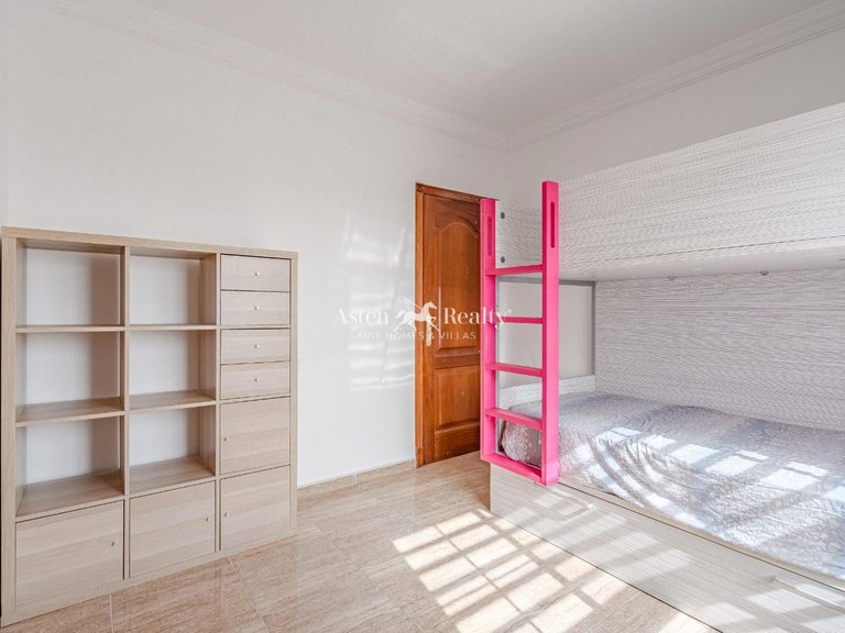 Town House for Sale in Las Chafiras, Tenerife 12