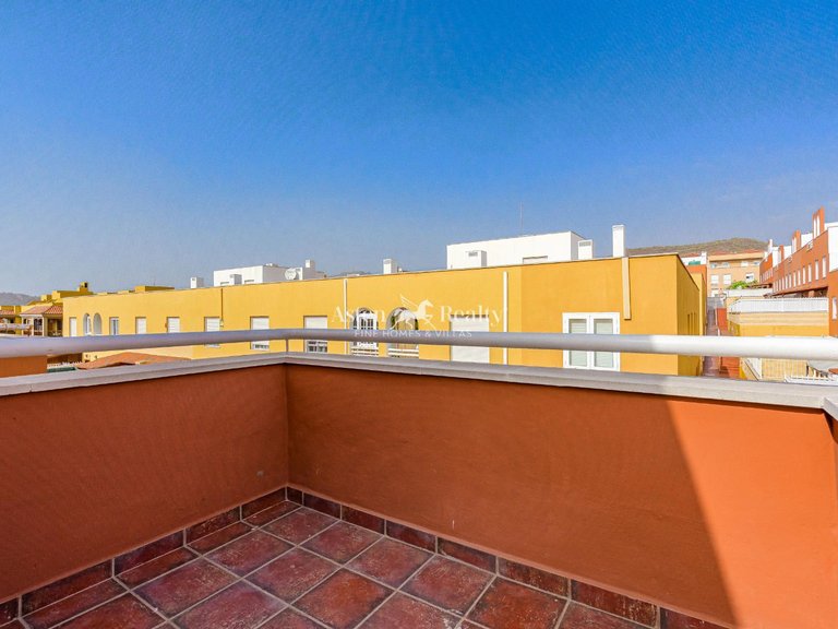 Town House for Sale in Las Chafiras, Tenerife 14