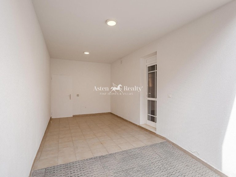 Villa for Sale in Playa De Los Cristianos, Tenerife 37