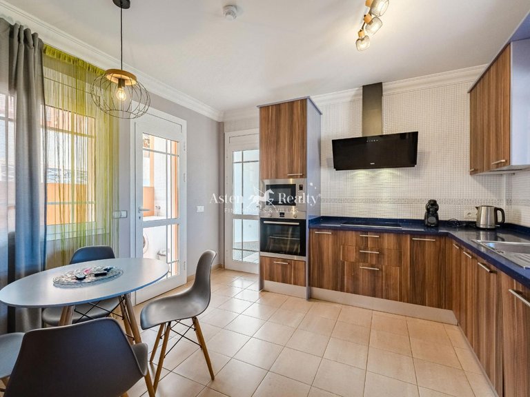 Villa for Sale in Playa De Los Cristianos, Tenerife 13