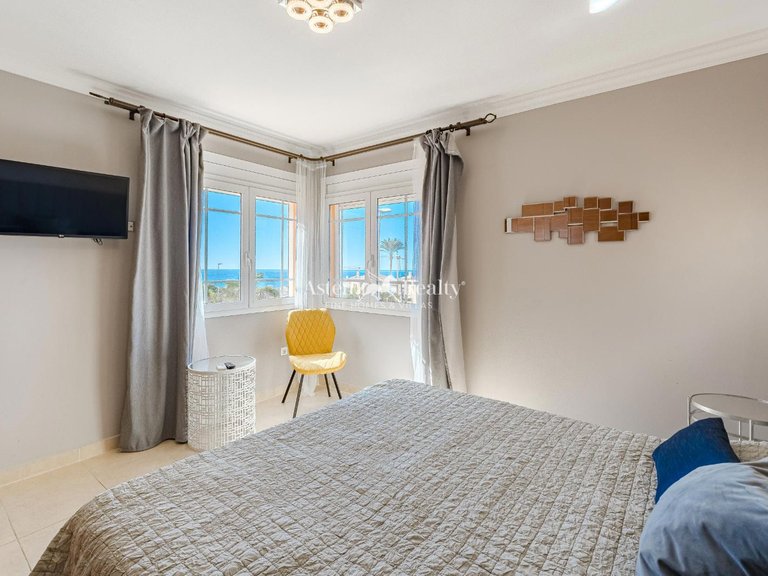 Villa for Sale in Playa De Los Cristianos, Tenerife 23