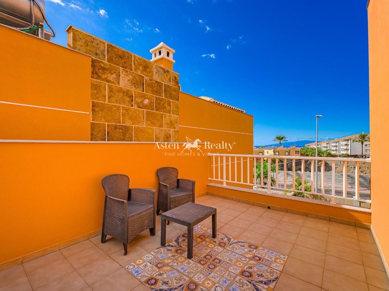Villa for Sale in Playa De Los Cristianos, Tenerife 20