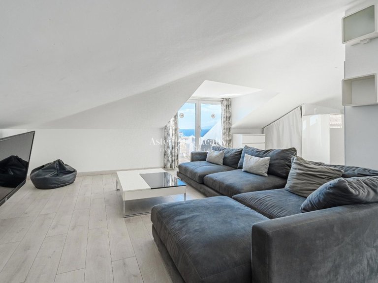 Villa for Sale in San Eugenio Alto, Tenerife 22