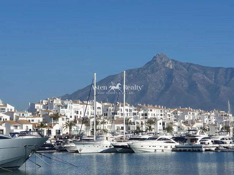 Apartment for Sale in Marbella, Tenerife 2