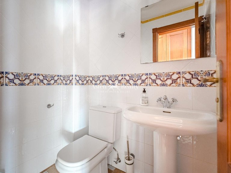 Villa for Sale in Playa De Las Américas, Tenerife 30