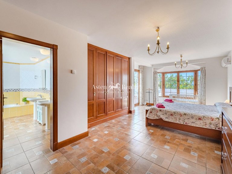Villa for Sale in Playa De Las Américas, Tenerife 20