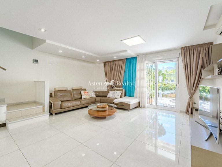 Town House for Sale in Torviscas Alto, Tenerife 1