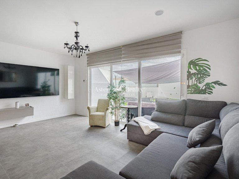 Villa for Sale in Torviscas Alto, Tenerife 9