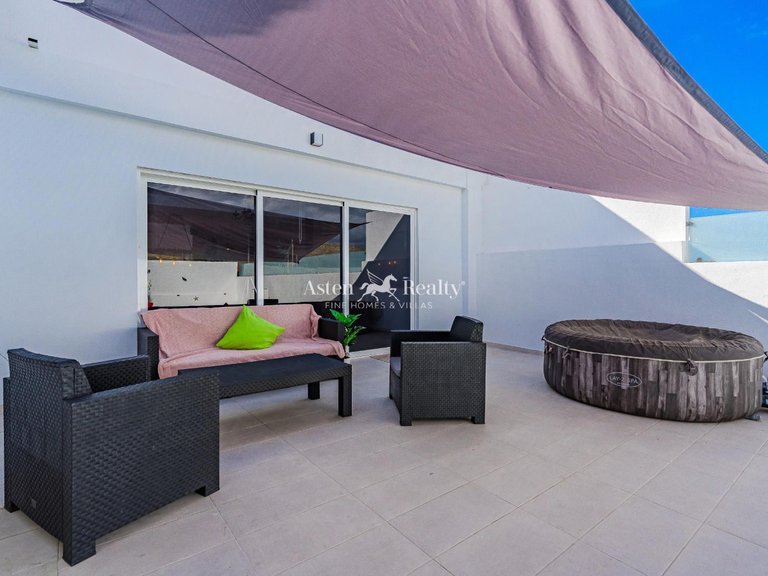 Villa for Sale in Torviscas Alto, Tenerife 15