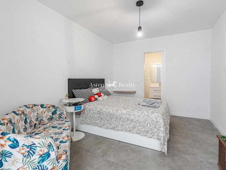 Villa for Sale in Torviscas Alto, Tenerife 19